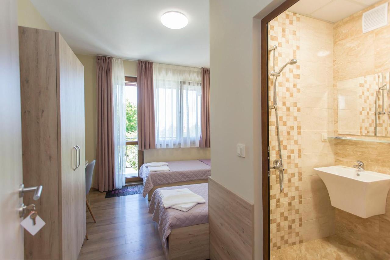 Къща За Гости Перуника Sapareva Banya Exterior foto